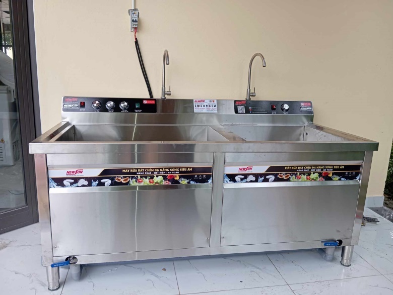 Đánh giá tổng quan về máy rửa bát siêu âm và máy rửa bát công nghiệp Hình ảnh thực tế máy rửa bát siêu âm