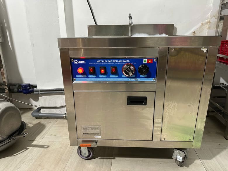 Top đơn vị cung ứng máy rửa bát công nghiệp Hà Nội có tiếng trên thị trường Địa chỉ tìm mua máy rửa bát chính hãng